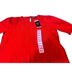 Vince Camuto Red 3/4 Sleeve Women's Top With Pearl Keyhole Back